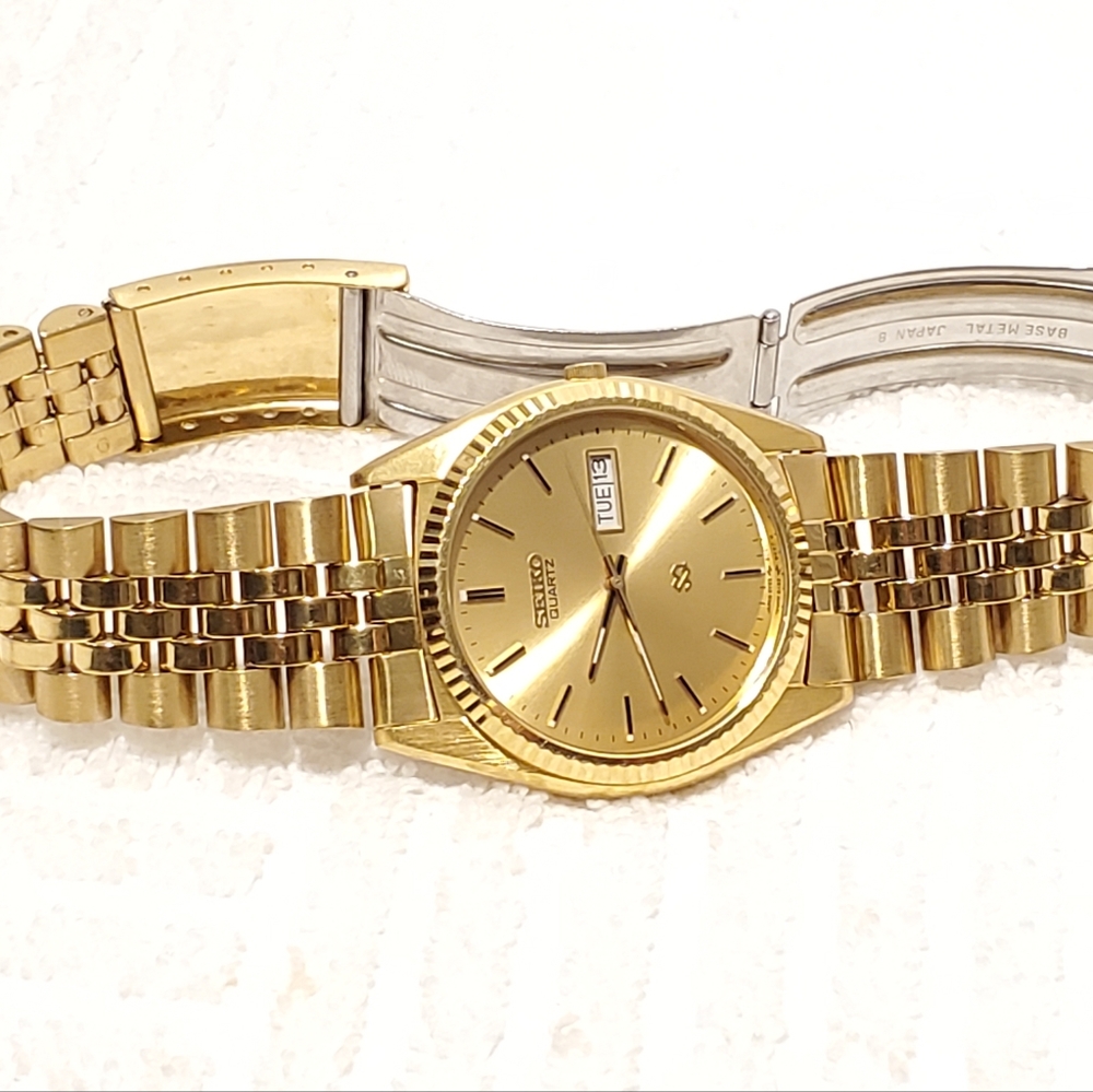 Vintage Seiko SQ Day Date Men's Gold Tone Quartz Watch Stainless Steel One Jewel - Picture 6 of 12